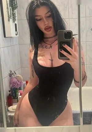 Shawtysuzi OnlyFans Leaked Free Thumbnail Picture - #Y7s8dn2l8i