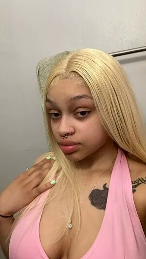 Shawtythivk OnlyFans Leaked Free Thumbnail Picture - #x6STaSzu0j