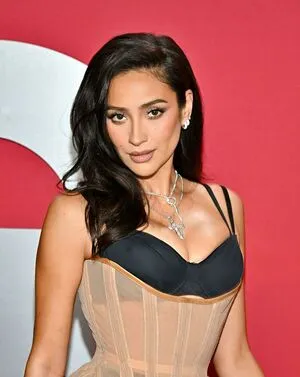 Shay Mitchell OnlyFans Leaked Free Thumbnail Picture - #1BhqtvBq5e