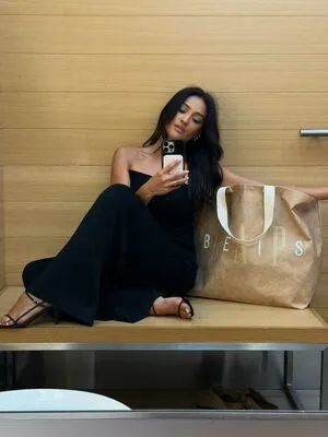 Shay Mitchell OnlyFans Leaked Free Thumbnail Picture - #2ux4h66dMw