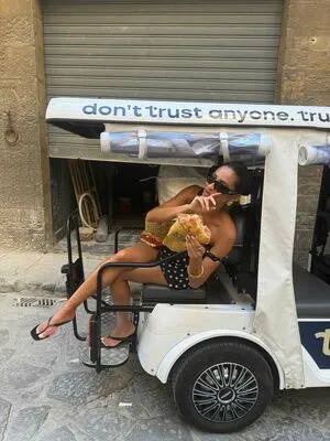 Shay Mitchell OnlyFans Leaked Free Thumbnail Picture - #5EkjzI0bYm