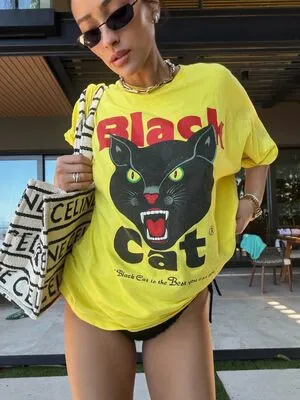 Shay Mitchell OnlyFans Leaked Free Thumbnail Picture - #5NWmr9tHNd