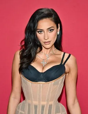 Shay Mitchell OnlyFans Leaked Free Thumbnail Picture - #9cK0JjKvIX