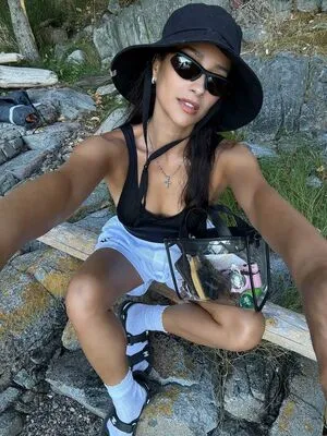 Shay Mitchell OnlyFans Leaked Free Thumbnail Picture - #BOuBKk8BuQ