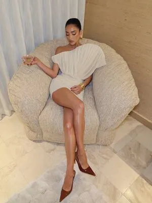 Shay Mitchell OnlyFans Leaked Free Thumbnail Picture - #BUrHnstwxL