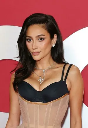 Shay Mitchell OnlyFans Leaked Free Thumbnail Picture - #FmpcUPaHo9