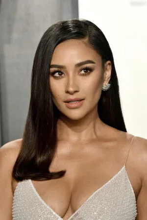 Shay Mitchell OnlyFans Leaked Free Thumbnail Picture - #NoeoVMqVo2