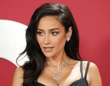 Shay Mitchell OnlyFans Leaked Free Thumbnail Picture - #QtlKCbI3TW