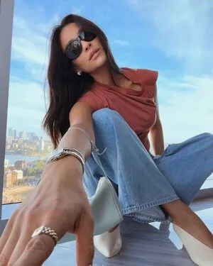 Shay Mitchell OnlyFans Leaked Free Thumbnail Picture - #QyaLnbttdU