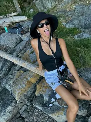 Shay Mitchell OnlyFans Leaked Free Thumbnail Picture - #SQPPQ3NzR7