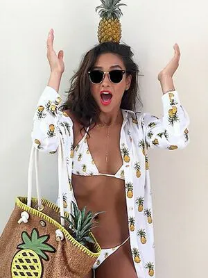 Shay Mitchell OnlyFans Leaked Free Thumbnail Picture - #WFupTnpxXF