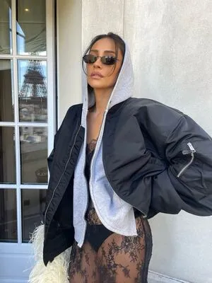 Shay Mitchell OnlyFans Leaked Free Thumbnail Picture - #bx2nv0uDGM