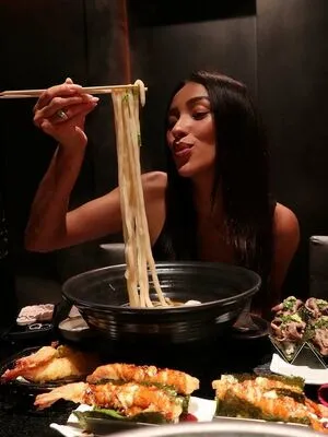 Shay Mitchell OnlyFans Leaked Free Thumbnail Picture - #hJx5v98D5k