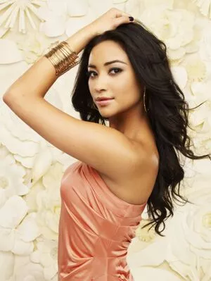 Shay Mitchell OnlyFans Leaked Free Thumbnail Picture - #nJIstw4eAd