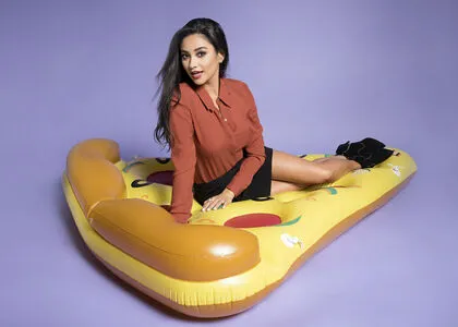 Shay Mitchell OnlyFans Leaked Free Thumbnail Picture - #uFnpQMPjCI