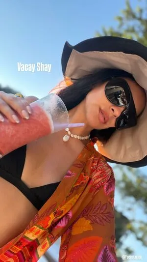 Shay Mitchell OnlyFans Leaked Free Thumbnail Picture - #xXSxPQhnx1