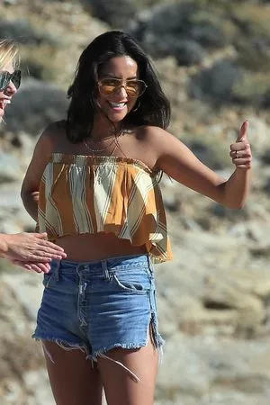 Shay Mitchell OnlyFans Leaked Free Thumbnail Picture - #ymGgNymIKR