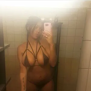Shayliving OnlyFans Leaked Free Thumbnail Picture - #7el3exDoWm