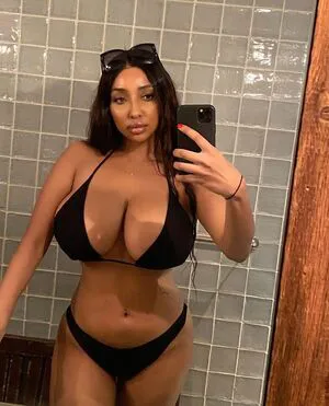 Shayliving OnlyFans Leaked Free Thumbnail Picture - #HbO4tTONdw