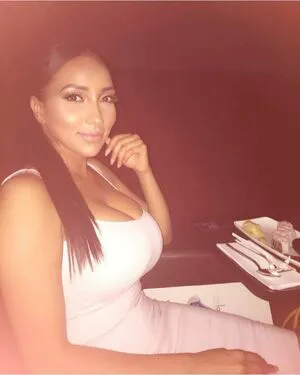 Shayliving OnlyFans Leaked Free Thumbnail Picture - #XpFU9X4V75