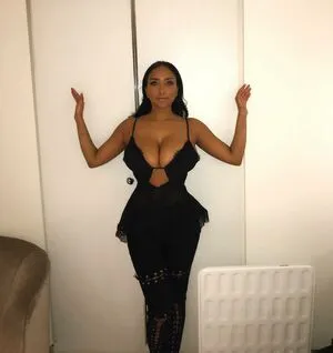 Shayliving OnlyFans Leaked Free Thumbnail Picture - #iYVt6vBYUv