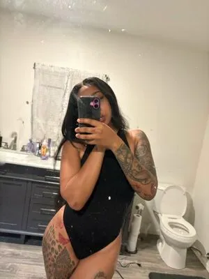 Shefinesse3x OnlyFans Leaked Free Thumbnail Picture - #ILN8gYTOJ2