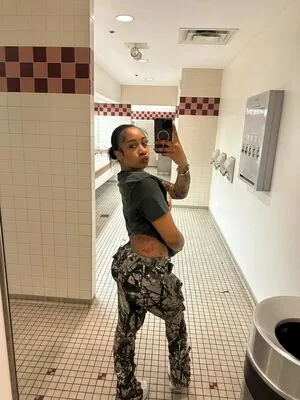 Shefinesse3x OnlyFans Leaked Free Thumbnail Picture - #pE76LNTEyo