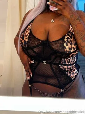 Shegobblesdick OnlyFans Leaked Free Thumbnail Picture - #2xllAFEX3q