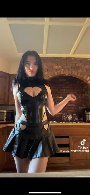 Shelbae2022 OnlyFans Leaked Free Thumbnail Picture - #xXM8WeNddc