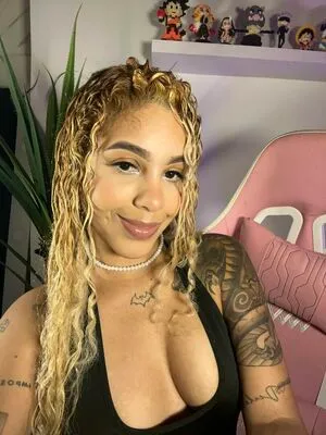 Shellda01 OnlyFans Leaked Free Thumbnail Picture - #GuuLOxF4L8