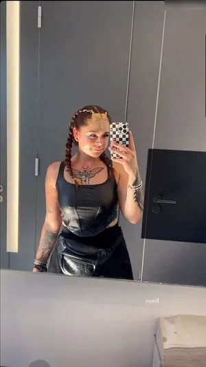 Shelly OnlyFans Leaked Free Thumbnail Picture - #tMKkHUBaAX