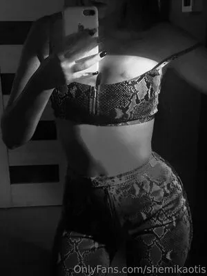 Shemikaotis OnlyFans Leaked Free Thumbnail Picture - #esV8P539Rx