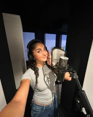 Shenay OnlyFans Leaked Free Thumbnail Picture - #hgAr40qawJ