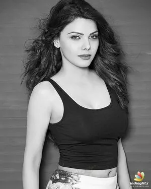 Sherlyn Chopra OnlyFans Leaked Free Thumbnail Picture - #CPSr2NtF0X