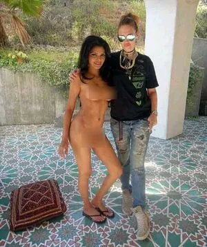 Sherlyn Chopra OnlyFans Leaked Free Thumbnail Picture - #l8ud3Am6Fg