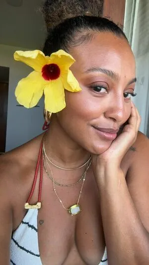 Sheron Menezes OnlyFans Leaked Free Thumbnail Picture - #ExVyofusdH