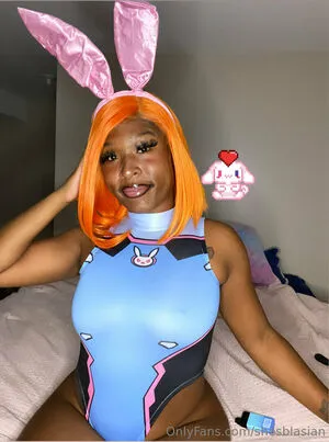 Shesblasian OnlyFans Leaked Free Thumbnail Picture - #ITINErkvxw