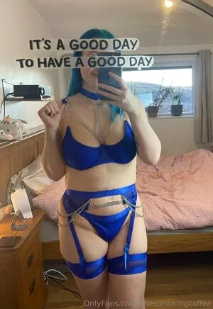 Shesdrinkingcoffee OnlyFans Leaked Free Thumbnail Picture - #20KjI3M6Oc