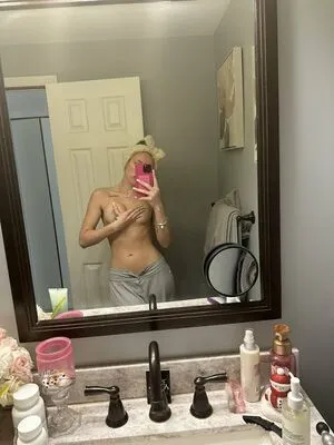 Shesmytranquility OnlyFans Leaked Free Thumbnail Picture - #F7ueKNzTNE