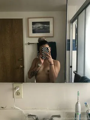 Shesthe49thstate OnlyFans Leaked Free Thumbnail Picture - #kJZUUobnh0
