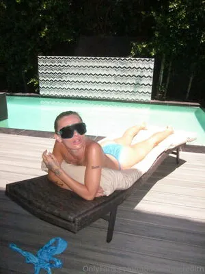 Shiasnow OnlyFans Leaked Free Thumbnail Picture - #4IktNYN8QI