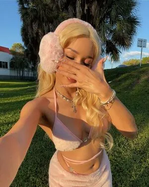 Shibuya Bambi Queenpuppy777 Alienrapperqueen Shibuyabambi OnlyFans Leaked Free Thumbnail Picture - #2N3yEFFzG3