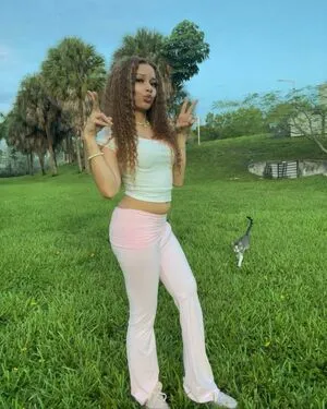Shibuya Bambi Queenpuppy777 Alienrapperqueen Shibuyabambi OnlyFans Leaked Free Thumbnail Picture - #rCu0QusmOB