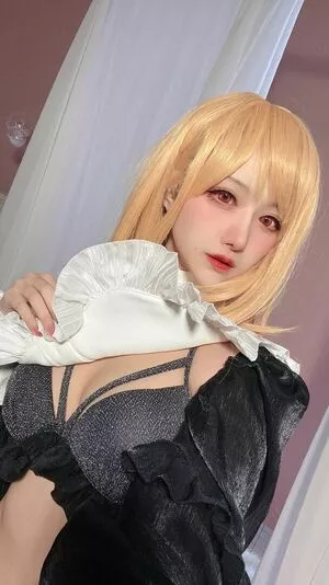 shika.xiaolu_lu OnlyFans Leaked Free Thumbnail Picture - #6VtEFjk2v5