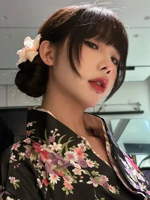 shiliuyelei OnlyFans Leaked Free Thumbnail Picture - #0TI8sV3LoG