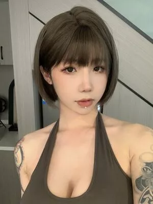 shiliuyelei OnlyFans Leaked Free Thumbnail Picture - #8yYdSQtjou