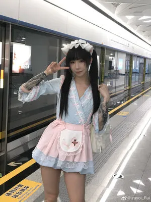 shiliuyelei OnlyFans Leaked Free Thumbnail Picture - #GNtTscOpyS