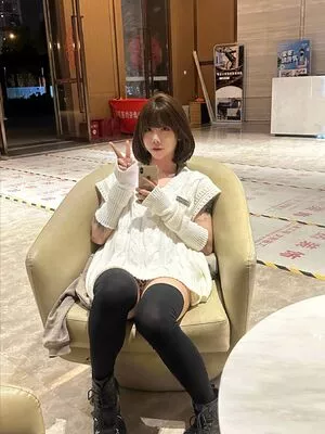 shiliuyelei OnlyFans Leaked Free Thumbnail Picture - #W51UuLPgio