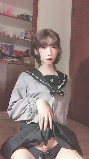 shiliuyelei OnlyFans Leaked Free Thumbnail Picture - #ZoVPtP4NII