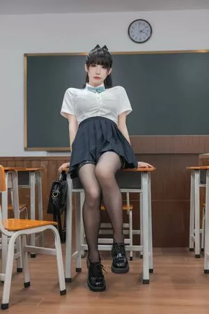 shiliuyelei OnlyFans Leaked Free Thumbnail Picture - #qIW7XUwwvp